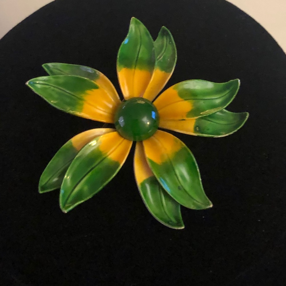 VIntage Flower Brooch